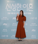 ‘신성한 이혼’ 한혜진 “2년만 복귀, 조승우→정문성 출연에 용기”