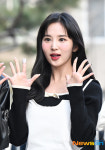 트라이비 송선, 깜찍한 인사 [포토엔HD]
