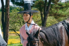 ‘꽃선비 열애사’ 정건주 “첫 사극, 평상시에도 나긋하고 여유롭게 말해”