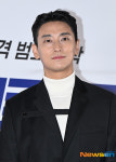 주지훈, 강풀 웹툰 원작 ‘조명가게’ 출연할까 “제안 받은 작품 중 하나”[공식입장]