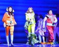 맘마미아, 당당한 Dancing Queen[포토엔HD]