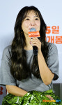 ‘달짝지근해’ 김희선, 10년만 스크린 복귀 “난 필름 세대‥떨린다”