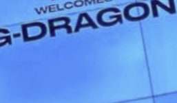 YG 떠난 지드래곤 美 워너뮤직 가나 “웰컴 GD” LA 전광판 공개