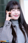 아이브 장원영, ‘윙크+볼하트’ 애교로 팬심 저격![포토엔HD]