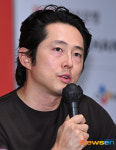 스티븐 연, 기자회견에서 인사 [포토엔HD]