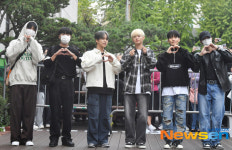 온앤오프 (ONF), 시선 강탈하는 출근길 군필돌  [포토엔HD]