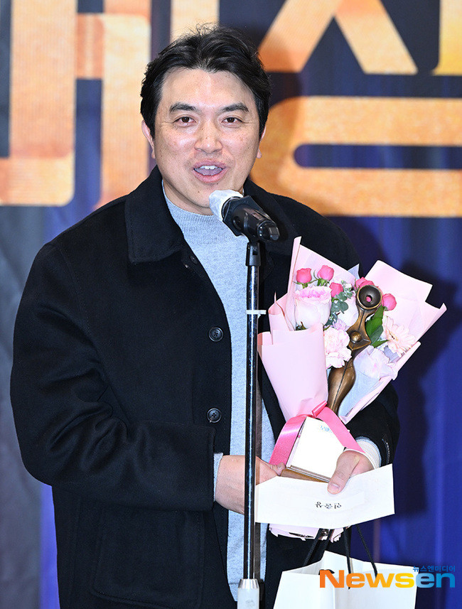 김성용 PD, MBC 떠나 FNC엔터테인먼트와 전속 계약 체결!