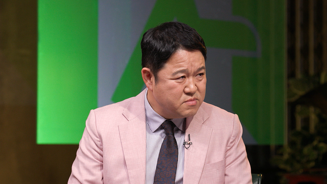 김대호, 풍자에게 커플 잠옷 선물로 로맨틱 플러팅 시도!