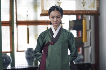 박예영, 조정석 총애 한몸에…궁궐 실세네 (세작)