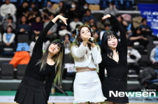 두리, 새해 복 많이 받으세요[포토엔HD]