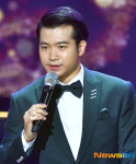 조명섭, 시대를 초월한 목소리 [포토엔HD]