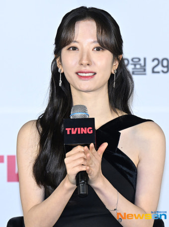 김지연, 순수한 꽃미소 [포토엔HD]