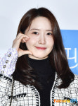 윤아, 예쁨 넘치는 볼하트   [포토엔HD]