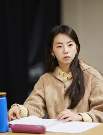 안소희 “안녕 클로저 안녕 앨리스” 연극 ‘클로저’ 대본 리딩 현장 공개