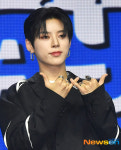 NOWADAYS 진혁, 포즈만 봐도 멋짐 [포토엔HD]
