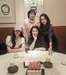 할리우드 진출 김태희 근황, 생일파티서 여신 미모 발산