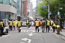 한지일, 韓영화배우협회 140명과 환경정화 봉사…54년째 선한 영향력 전파