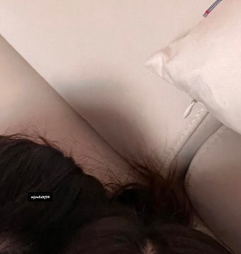 류준열 결별 한소희, 다시 찾은 미소…학폭 부인 전종서와 친분 자랑