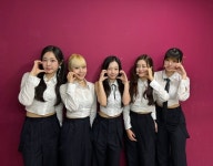 수피아 日 멤버 하나 “피겨 선수 출신, 트와이스 보고 연습생 시작” [EN:인터뷰②]