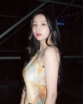 권은비, 24억 건물에 미모+볼륨 몸매까지‥이래서 워터밤 여신