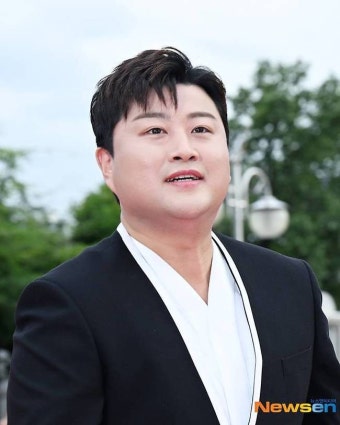 김호중, 교통사고 논란에 “당황해 사후처리 못했다, 음주운전NO” [전문]