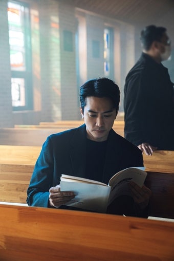‘플레이어2’ 송승헌, 쉬는 시간에도 강하리 그 자체