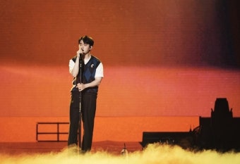 도경수, 타이베이도 홀렸다…이영지와 ‘스몰걸’ 무대 최초 공개