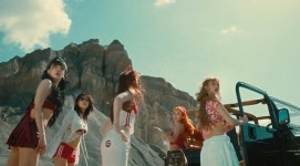 “좀 미친 소리 같지만” (여자)아이들, 사랑 고백도 화끈 ‘클락션’ [들어보고서]