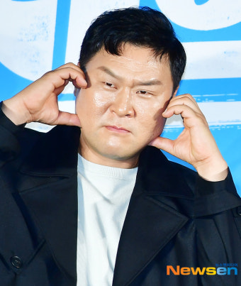 윤경호, 피도 눈물도 없는 보스 [포토엔HD]