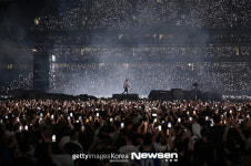 트래비스 스캇, 8만명 집결한 콘서트 현장→지진 오인 소동 [할리우드비하인드]