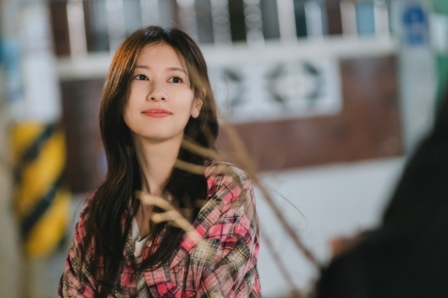 엄마친구아들 주연 정해인과 정소민, 화제의 프러포즈와 사랑 고백에 팬들 호응!