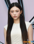뉴진스 해린, 무표정도 예뻐 [포토엔HD]