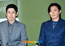 ‘보통의 가족’ 재완+재규, 설경구x장동건 [포토엔HD]