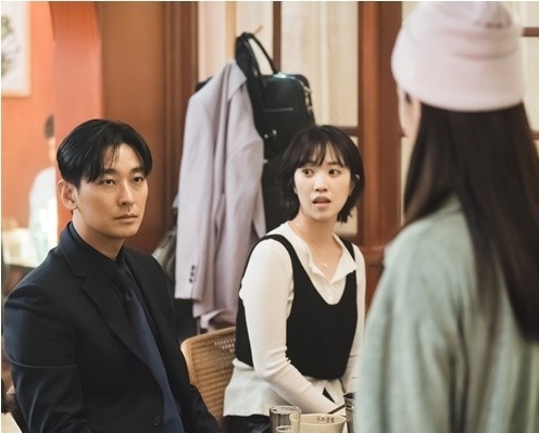 주지훈과 정유미, 비밀 연애 속에서 달콤한 데이트 공개!