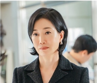 나영희, 심장병 수술 후원해놓고 무표정 일관 ‘의미심장’(신데렐라 게임)