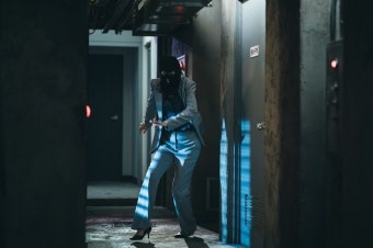 SBS 드라마 열혈사제2, 김남길과 이하늬의 방아쇠 엔딩으로 최고 시청률 13.4% 기록!