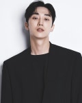 B1A4 진영, 이종석 박서준 이어 하이앤드 합류‥글로벌 팬과 소통