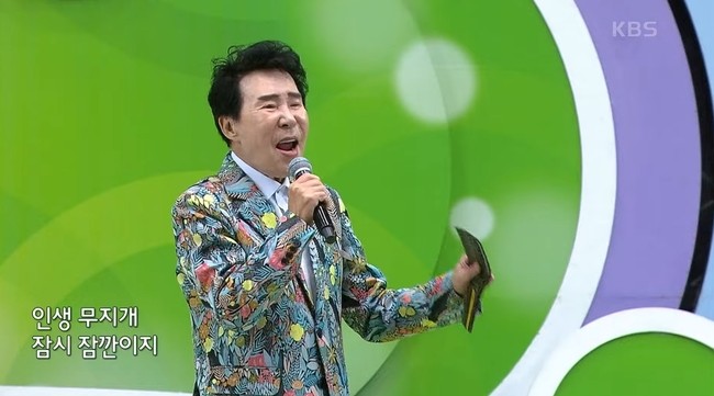가수 송대관, 전국노래자랑서 강인한 음색으로 마지막 무대 연출