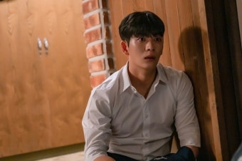 강태오 기습 키스 당하고 영혼 탈곡 이선빈이 책임져야지? (감자연구소)