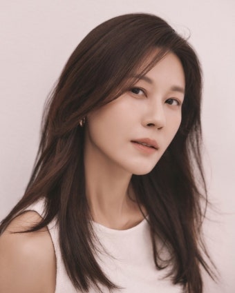 김하늘, 빌리언스 전속계약→청순 새 프로필 공개