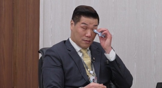 JTBC 이혼숙려캠프 서장훈, 재혼을 통해 자녀와 함께한 양육의 갈등 눈물 속에 전해진 진심