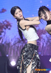 이프아이 라희, 한줌 개미허리 [포토엔HD]