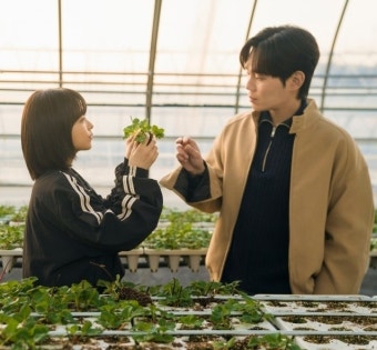 미지의 서울 10회, 박보영-류경수 달콤한 재회! 성장과 감동이 펼쳐진다.