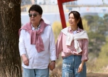 송기윤, 미모의 아내 공개 “마지막 뽀뽀, 방송국 주차장에서”(퍼펙트 라이프)