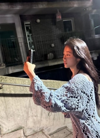 노윤서, 절친 리정 손에서 탄생한 청순 비주얼…로제도 하트 폭발
