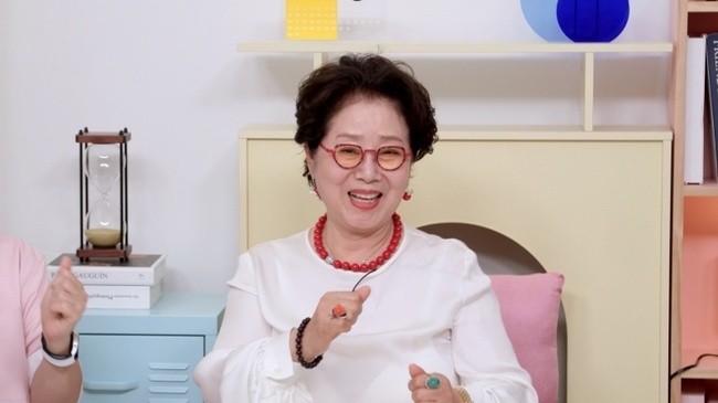 국힙원탑 할머니 선우용여, 호텔 조식 소재한 SNS 업로드로 매출 증가!