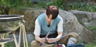 박서진 발목 부상 당했는데‥깁스에 목발 짚고 등장 부상 투혼(한일톱텐쇼)