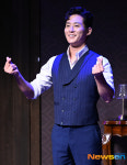 이충주, ‘하트 당연히 해드려야죠’ [포토엔HD]