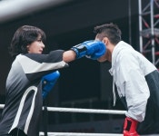 설인아 여배우가 이래도 돼? 김동현 한 방 먹였다(무쇠소녀단2)