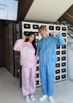 강다니엘X효민 콘택트렌즈 브랜드 론칭에 진심이네 “마음 담은 첫걸음”